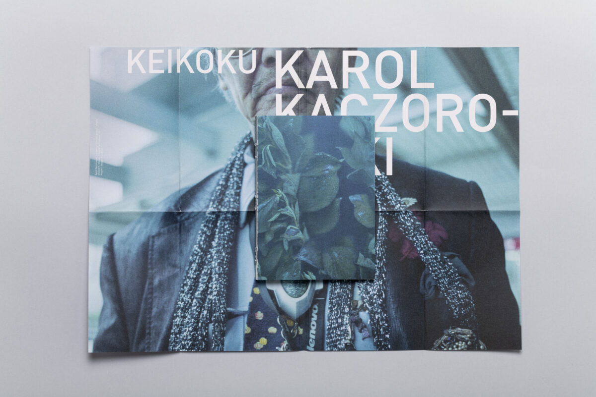 Rozkładówka z photobooka keikoku Karola Kaczorowskiego